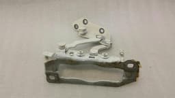 MERCEDES-BENZ Mercedes E Class W212 Bonnet Hinge RHS A2048800228 Hood Hinge Right — thumbnail 2