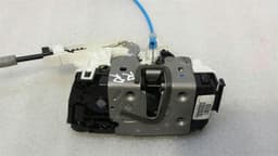 MERCEDES-BENZ Mercedes E Class W212 RRH door lock A0997300635 door lock rear right — thumbnail 3