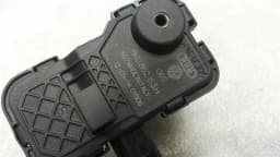 AUDI Audi A4 8K Fuel Cap Actuator 8K0862153H Fuel Cap Actuator — thumbnail 3