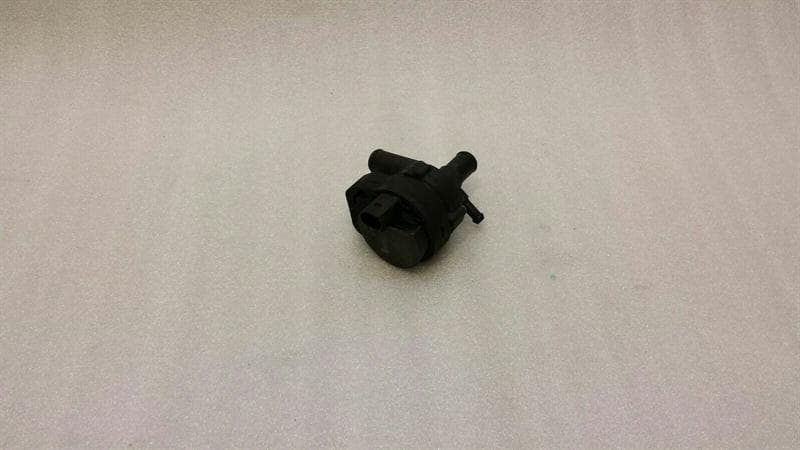 Mercedes E Class W212 Additional Cooling Pump A2118350028 Coolant Pump Pump