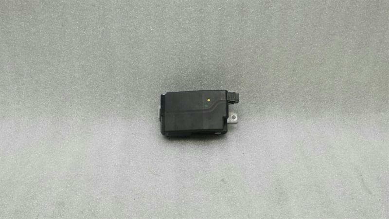 AUDI Audi A4 8K Steering Lock 8K0905852E Steering Column Lock