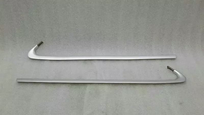 AUDI Audi RS4 8K rear quarter body moulding set 8K9853345B strip rear set Avant
