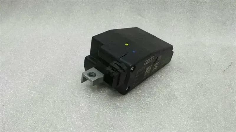 Audi A4 8K Steering Lock 8K0905852D Steering Column Lock