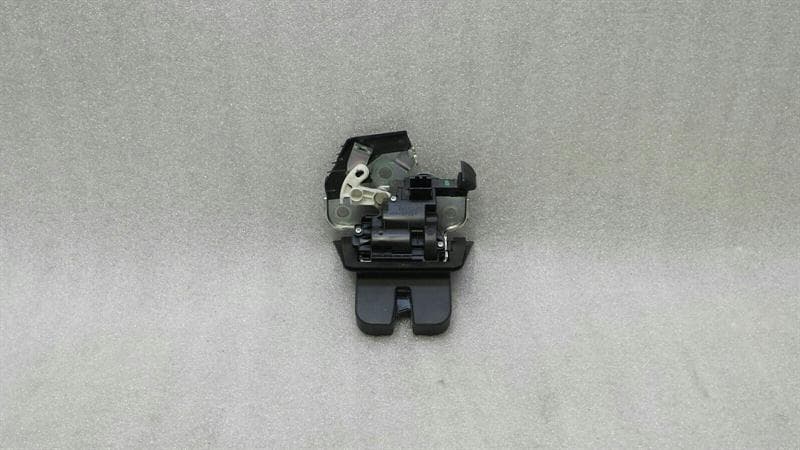Audi A4 RS4 Avant 8K Boot Lock 8R0827505 Tailgate Lock