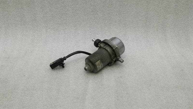AUDI Audi RS4 8K Vacuum Pump 8E0927317H Vacuum Pump 4.2 V8