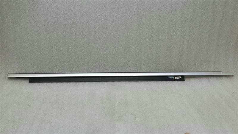 AUDI Audi RS4 8K Front Right Body Moulding 8K0853284K Strip Front Right