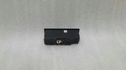 MERCEDES-BENZ Mercedes C Class W205 USB Input Module A2058200526 USB Female SD Multimedia — thumbnail 3