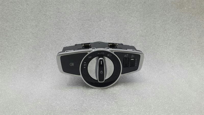 MERCEDES-BENZ Mercedes C Class W205 Headlight Switch A2059056000 Light Switch