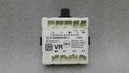 MERCEDES-BENZ Mercedes C Class W205 Right Door Module A2059004321 Door Control Unit Front RE — thumbnail 6