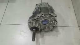 MERCEDES-BENZ Mercedes C43 AMG 4-MATIC W205 Transfer Case D725 A7252802600 Transfer Transmission — thumbnail 2