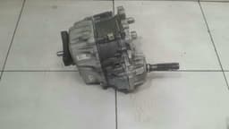 MERCEDES-BENZ Mercedes C43 AMG 4-MATIC W205 Transfer Case D725 A7252802600 Transfer Transmission — thumbnail 6