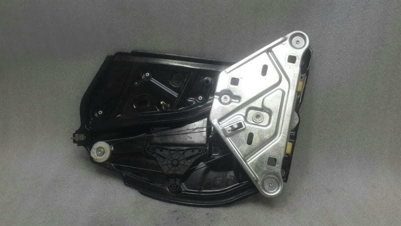 MERCEDES-BENZ Mercedes W205 Convertible Left Rear Door Winder A2056700303 Window Regulator Rear Li