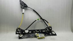 MERCEDES-BENZ Mercedes C W205 Left Front Door Winder A2057204327 Window Regulator Front Li Convertible — thumbnail 1