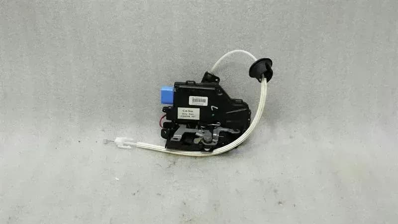 Porsche Boxster 987 facelift RHD left door lock 3D2837015 right hand drive