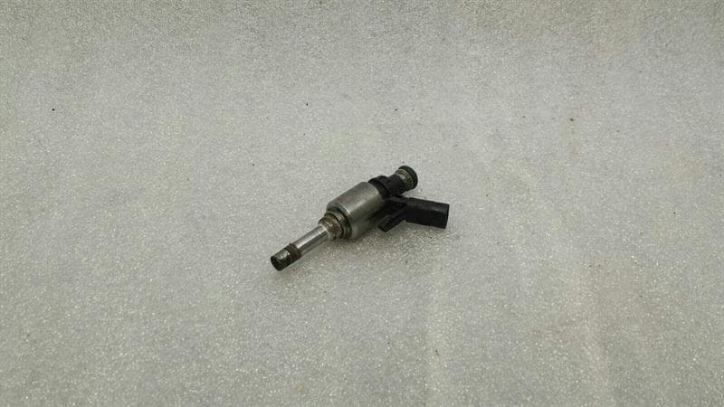 AUDI Audi S3 8V Injector 06L906036L Injection Nozzle 2.0 TFSi 4x Set Set