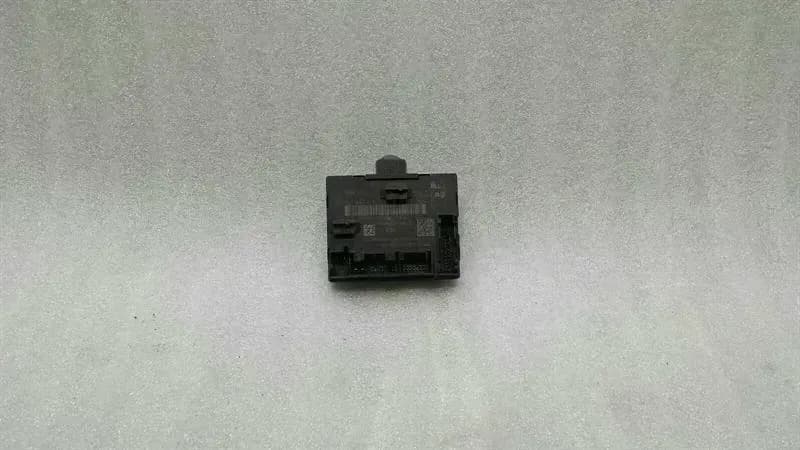 AUDI Audi S3 8V Front Left Door Module 5Q0959593E Door Control Unit Front Left