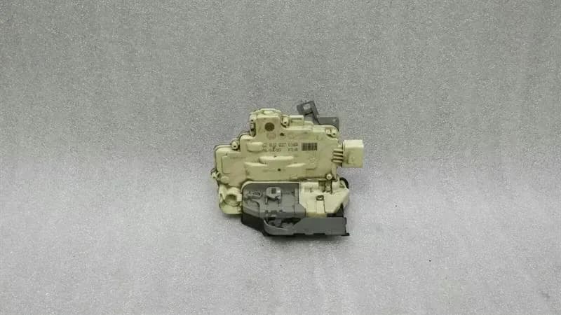 Audi S5 8T A5 RHD right door lock 8J2837016A right hand drive