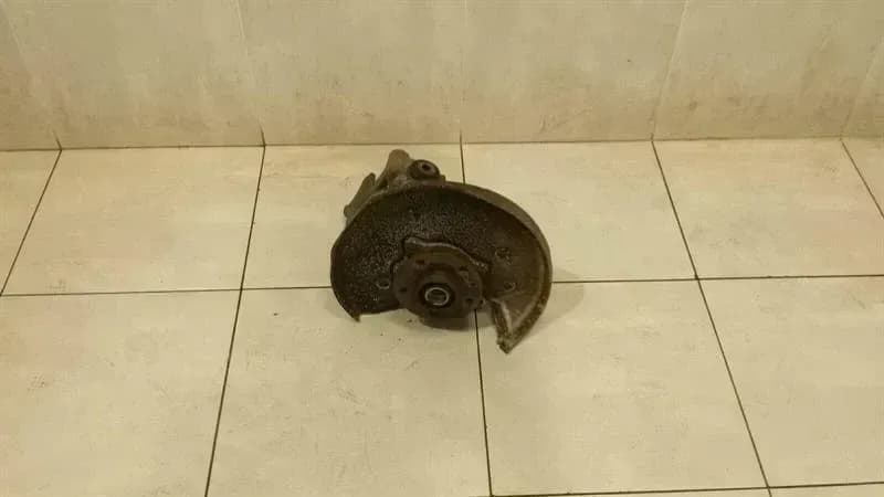 AUDI Audi S5 8T right rear hub 8K0505432AA wheel bearing housing rear right