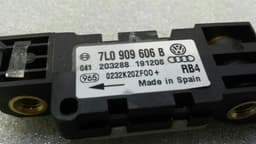 PORSCHE Porsche Cayenne 957 crash sensor 7L0909606B impact sensor — thumbnail 3