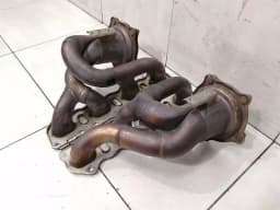 PORSCHE Porsche Cayenne 957 Exhaust Manifold 94811112900 Exhaust Manifold L + R 4.8 V8 — thumbnail 3