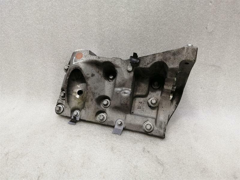 Porsche Cayenne 957 Left Engine Mount 94810201500 Engine Mount Left 4.8 V8