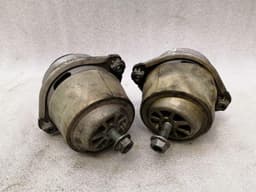 PORSCHE Porsche Cayenne 957 Engine Mount 94837505001 Engine Holder 4.8 V8 — thumbnail 2