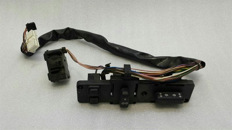 LAND ROVER RANGE ROVER P38 RHD Right Seat Switch BTR9020 Memory Autobiography
