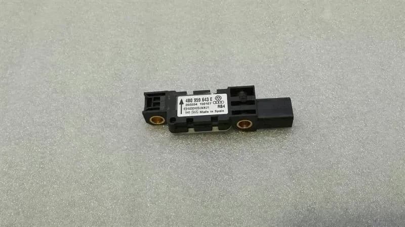 Porsche Cayenne 957 crash sensor 4B0959643E impact sensor