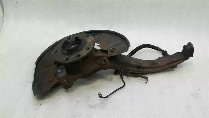 Porsche Cayenne 957 Right Front Hub 95534115610 Wheel Bearing Housing Front Right
