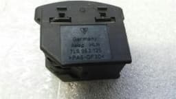 PORSCHE Porsche Cayenne 957 Door Lock Switch 7L5962125 Central Lock Switch — thumbnail 4