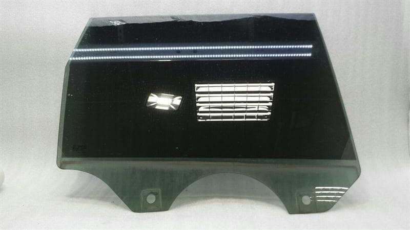 Porsche Cayenne 957 RRH Door Glass 95554261211 Rear Door Window RE Dark Tinted