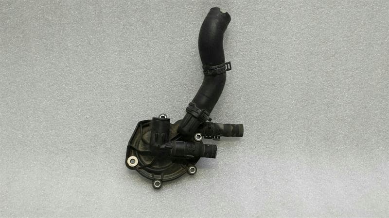 BMW BMW F800GS F800 water pump housing 8531284 water pump housing