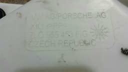 PORSCHE Porsche Cayenne 957 Washer Fluid Reservior 7L0955453 Wipe Water Container — thumbnail 4