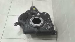 AUDI Audi A6 4G Fuel Tank 4G0131879C Fuel Tank Adblue SCR — thumbnail 3