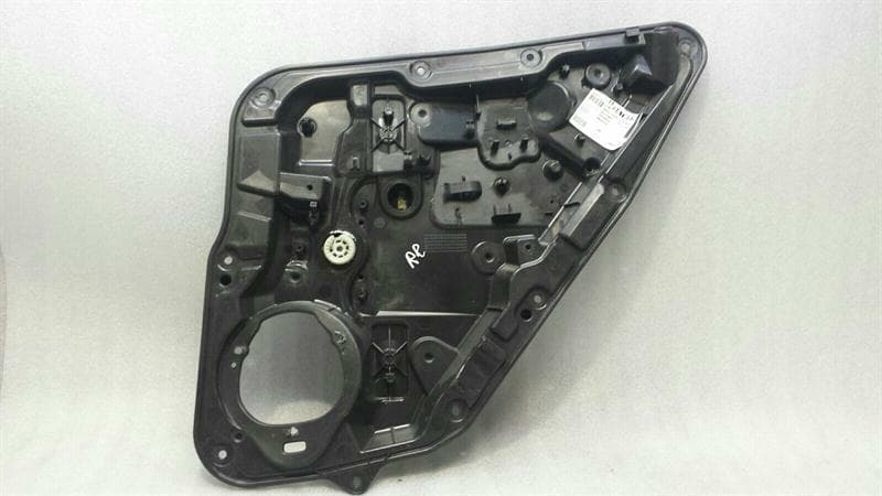 MERCEDES-BENZ Mercedes A Class W176 Right Rear Door Winder A1767304400 Rear Window Regulator RE