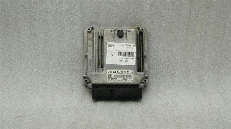AUDI Audi A6 4G Engine ECU 04L906021HA Engine Control Unit 2.0 TDI