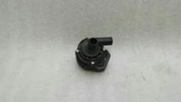 MERCEDES-BENZ Mercedes A Class W176 Additional Cooling Pump A2118350028 Coolant Pump OM651 — thumbnail 1