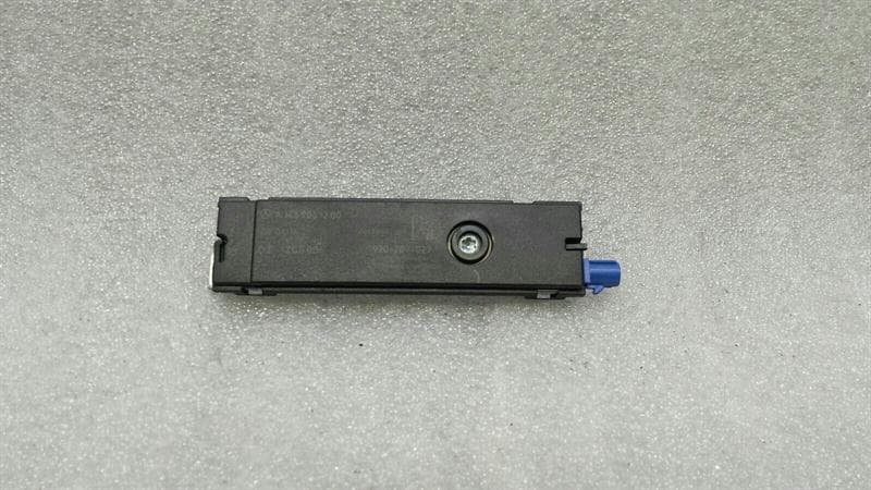 MERCEDES C CLASS W205 AERIAL / ANTENNA A1669061200 ANTENNA BOOSTER