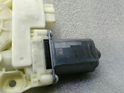 MERCEDES-BENZ Mercedes W205 Door Window Motor A2059060113 Window Regulator Motor Front Right — thumbnail 2