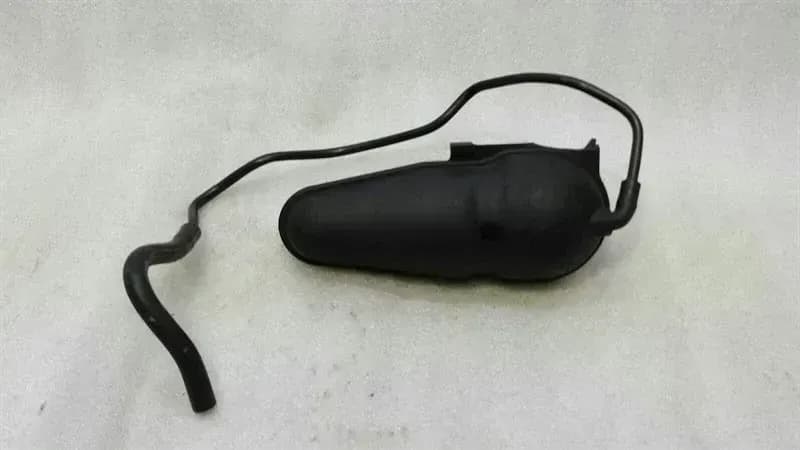 AUDI Audi A6 4G Vacuum Reservior 4g0131541a Vacuum Container