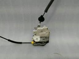 AUDI Audi A6 4G RHD front left door lock 8J2837015C right hand drive — thumbnail 4
