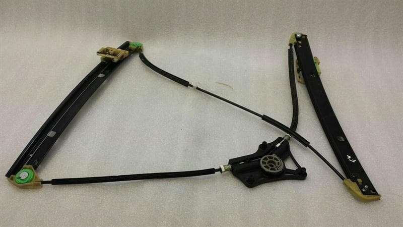 Audi A6 4G Left Front Door Winder 4G0837461 Window Regulator Front Left