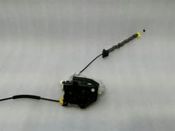 AUDI Audi A6 4G right rear door lock 4G08390016 door lock rear right — thumbnail 6