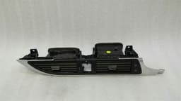 AUDI Audi A6 4G RHD Centre Air Vent 4G2820951 Right Hand Drive — thumbnail 6