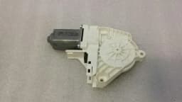 AUDI Audi A6 4G FLH door window motor 8K0959801B window regulator motor rear left — thumbnail 1