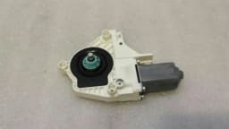 AUDI Audi A6 4G FRH door window motor 8K0959802B window regulator motor front right — thumbnail 2
