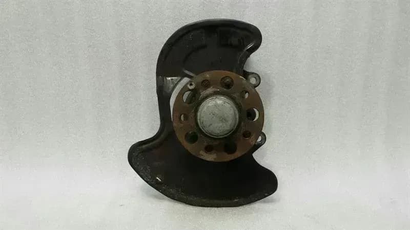 Mercedes W204 W207 Right Front Hub A2043320201 Wheel Bearing Housing Front Right