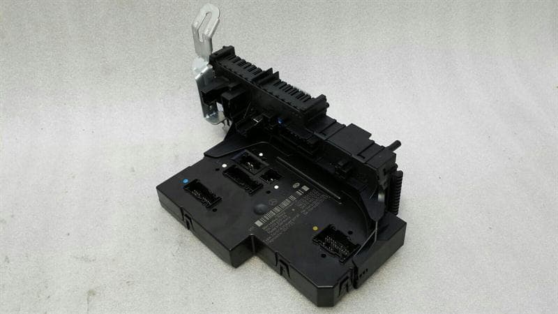 MERCEDES-BENZ Mercedes E Class W207 Rear SAM Unit A2129060005 Rear Fuse Box