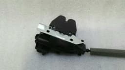 MERCEDES-BENZ Mercedes E Class W207 boat lock A20437500185 tailgate lock — thumbnail 4