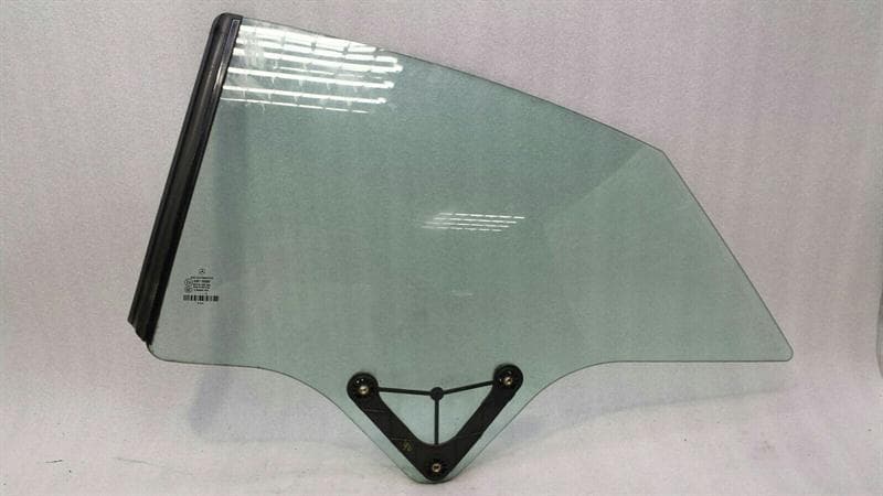 MERCEDES-BENZ Mercedes E Class W207 Rear 1/4 Glass A2076701500 Door Window 1/4 Rear Left